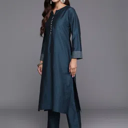 Libas Women Regular Kurta with Trousers & With Dupatta image 5