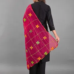 Apratim Geometric Embroidered Dupatta With Thread Work image 3