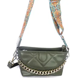 CHRONICLE Structured Sling Bag with Quilted image 5