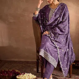 Anouk Ethnic Motifs Embroidered Thread Work Kurta With Trousers & Dupatta image 3