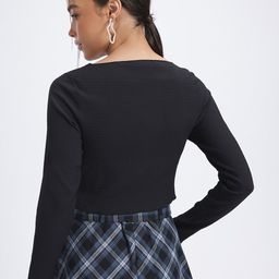 glitchez Coded In Black Chevron Textured Crop Top image 3