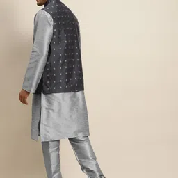 SOJANYA Men Grey Kurta with Churidar & Nehru Jacket image 3