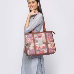 ZOUK Geometric Structured Pouch Buckle Detail Sling Bag-43