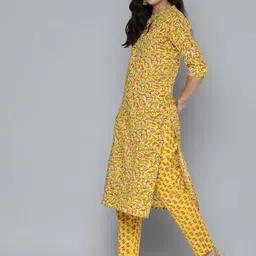 HERE&NOW Ethnic Motifs Printed Sequinned Kurta With Trousers & With Dupatta image 3
