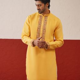 KALPRAAG Men Ethnic Motifs Embroidered Regular Sequinned Kurta with Patiala & With Dupatta image 4