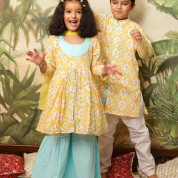 VASTRAMAY Boys Ikat Ethnic Motifs Printed Band Color Regular Kurta Set-33