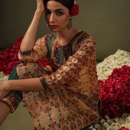 anayna Printed Regular Kurta with Trousers-20