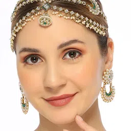 OOMPH Kundan Studded Beaded Jewellery Set-9