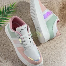 Big Fox Women Colourblocked Lightweight Lace-Up Sneakers-image-77