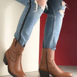 CARLO ROMANO Women Milled Mid Top Leather Block Heeled Cow Boy Boots-image-27