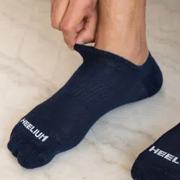 Heelium Men Pack of 3 Odour-Free Breathable Anti-Bacterial Bamboo Ankle Length Socks image 4