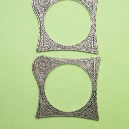 LAIDA Set of 2 Silver-Plated German Silver Oxidised Square Bangles image 4