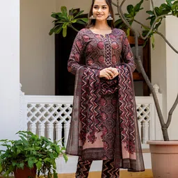 KALINI Geometric Printed Notch Neck Kurta With Trousers & Dupatta image 5