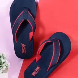 DOCTOR EXTRA SOFT Men Printed Anti Skid Thong Flip-Flops-42