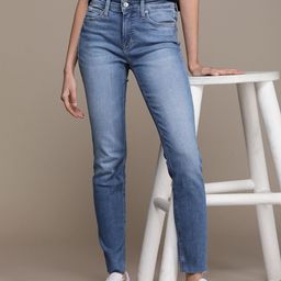 Calvin Klein Jeans Women Skinny Fit Light Fade Stretchable Jeans-picture-44