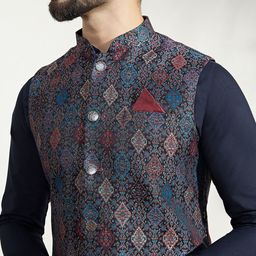 KISAH Mandarin Collar Regular Kurta with Trousers And Printed Nehru Jacket image 3