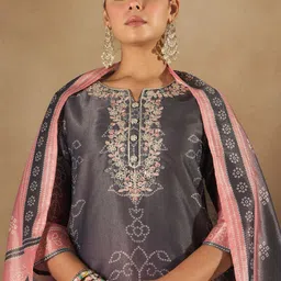 Indo Era Floral Embroidered Embellished Notch Neck Straight Kurta with Trouser And Dupatta-26
