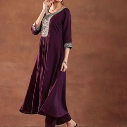 Libas Burgundy Ethnic Motifs Yoke Design Pleated Sequinned Kurta with Trouser & Dupatta image 4