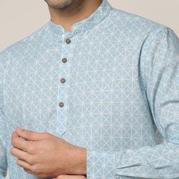 samav Geometric Print Short Kurta image 4