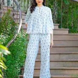 Printed Top & Pants Set-picture-21