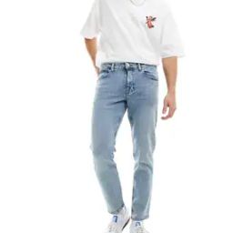 Men Heavily Washed Tapered Fit Jeans-image-17