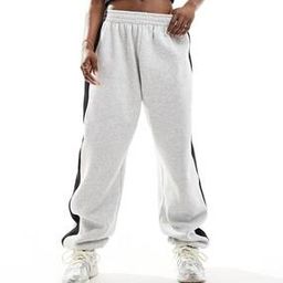 Women Oversized Joggers with Side Stripe-image-87