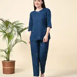Women Floral Print Top & Pyjamas Nightwear Set-image-26