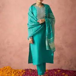 Women Embroidery Kurta Set-image-91
