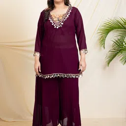vibes by deebaco DEEBACOIndo Western Plus Size Tunic With Crop Top & Sharara Co-Ords-picture-11