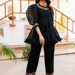 Lirose Embroidered Puff Sleeves Tunic With Trousers Co-Ords-image-14