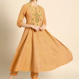 Anouk Women Beige Ethnic Motifs Yoke Design Regular Thread Work Kurta with Trousers-picture-4