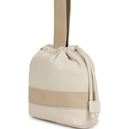 irth by house of titan IRTH Structured Handheld Bag image 3