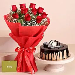 Red Roses Bouquet with Chocolate Cake-image-26