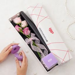 Enchanting Rose Bloom Arrangement-image-3