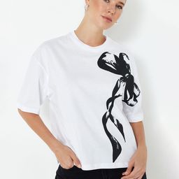 Trendyol Graphic Printed Round Neck Pure Cotton T-shirt-image-43