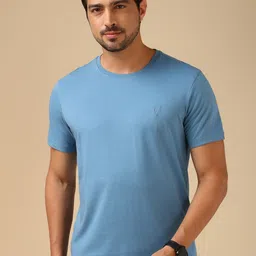 Van Heusen Men Solid xl Round Neck T-shirt-image-97