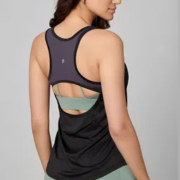 Strongr.Athleisure Women Dri-FIT Raw Edge T-shirt-image-8
