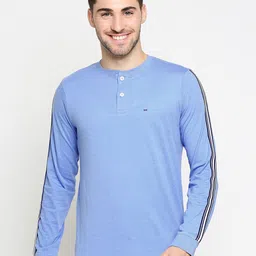 Basics Men Blue Slim Fit T-shirt-image-111