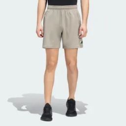 train essentials big logo shorts men training men training-32