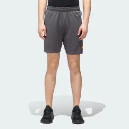 train essentials big logo shorts men training men training-54