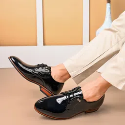 House of Pataudi Men Lace up Formal Derbys-image-63