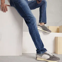 WROGN Men Slim Fit Heavy Fade Jeans-image-37