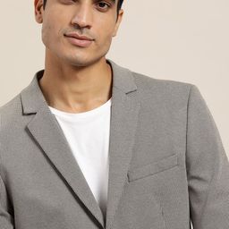 INVICTUS Men Grey Solid Single-Breasted Slim Fit Smart Casual Blazer-32