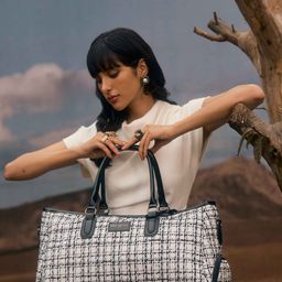 Mini west london Wall Street Printed Duffel Bag-33