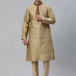 Manthan Men Woven Design Zari Kurta-image-10