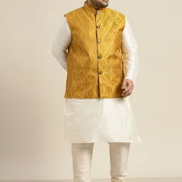 SOJANYA PLUS Men Off White Kurta with Pyjamas & Nehru Jacket-picture-5