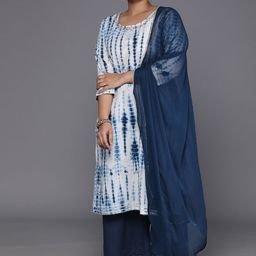 Varanga Plus Size Dyed Regular Pure Cotton Kurta with Palazzos & Dupatta image 1
