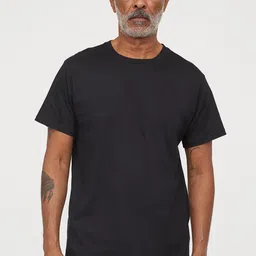 HM Men Black Solid Cotton Pure Cotton T-shirt Regular Fit-image-97