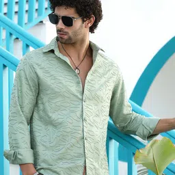 Campus Sutra Men Comfort Opaque Casual Shirt-picture-26