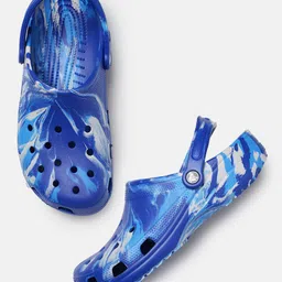 Crocs Men Tie & Dye Croslite Clogs With Cut-Out Detail-1